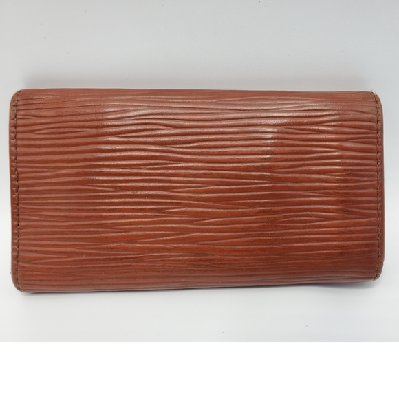 Authentic Preowned LV Key Chain - Picture 2 of 9